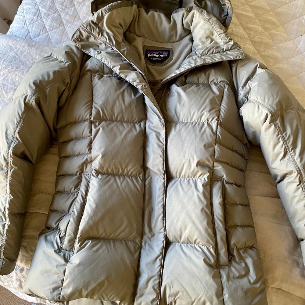 Patagonia Women's Down Puffer Jacket